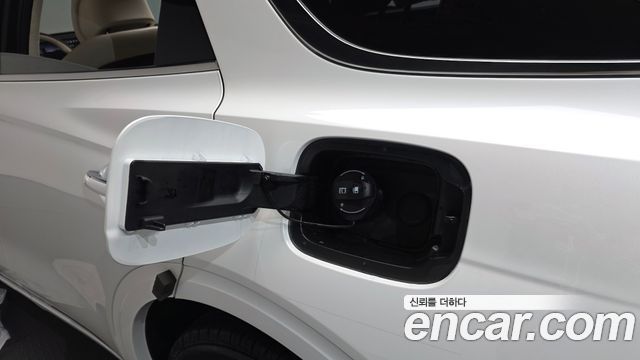 Genesis GV70 2025 — photo 34