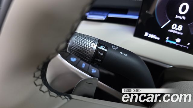 Genesis GV70 2025 — photo 35