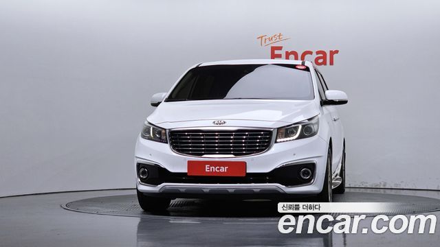 Kia Canival 2018 — photo 3