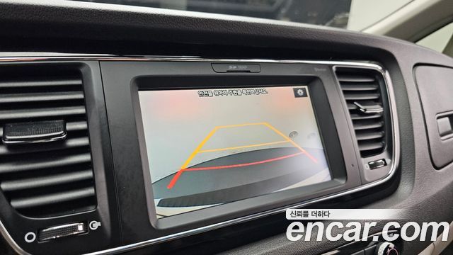 Kia Canival 2018 — photo 21