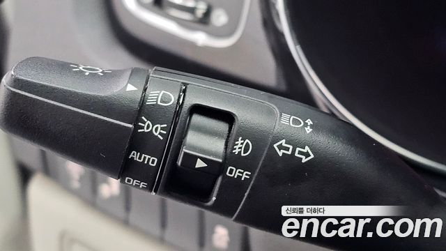 Kia Canival 2018 — photo 23