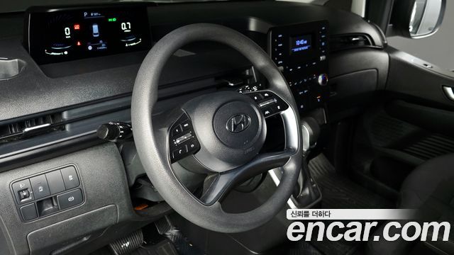 Hyundai Staria 2022 — photo 13