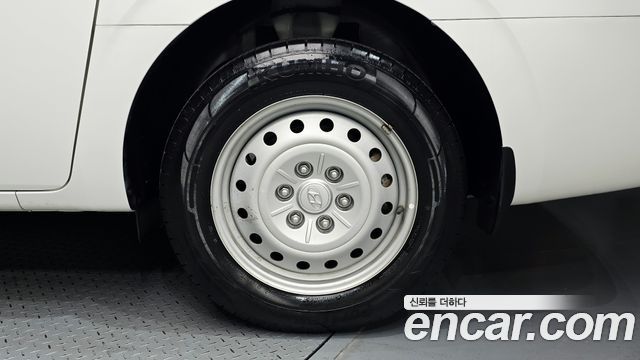 Hyundai Staria 2022 — photo 7