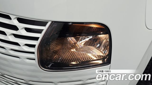 Hyundai Staria 2022 — photo 8