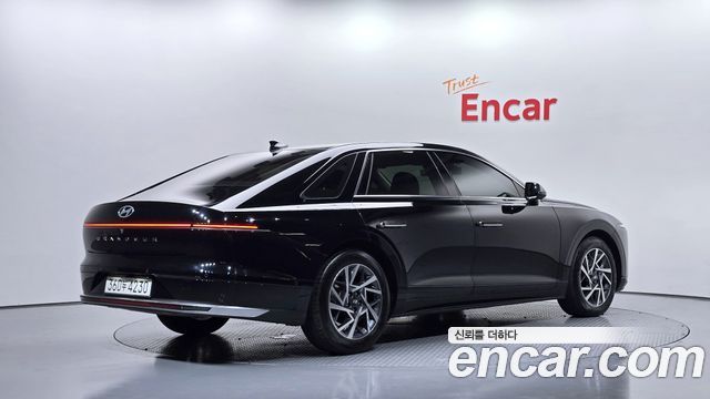 Hyundai Grandeur 2023 — photo 2