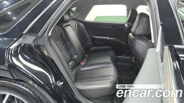 Hyundai Grandeur 2023 — photo 17