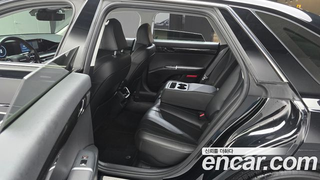 Hyundai Grandeur 2023 — photo 18