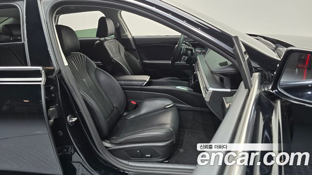Hyundai Grandeur 2023 — photo 16