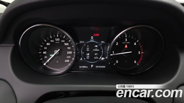 Land Rover Discovery Sport 2019 — photo 11