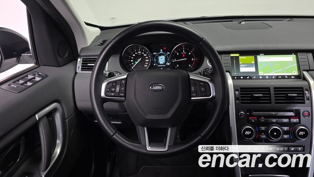 Land Rover Discovery Sport 2019 — photo 19