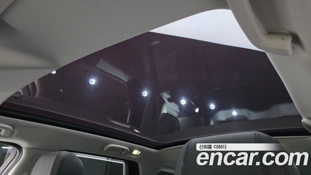 Land Rover Discovery Sport 2019 — photo 25
