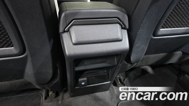 Land Rover Discovery Sport 2019 — photo 33