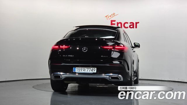 Mercedes-Benz GLE-Class 2023 — photo 4