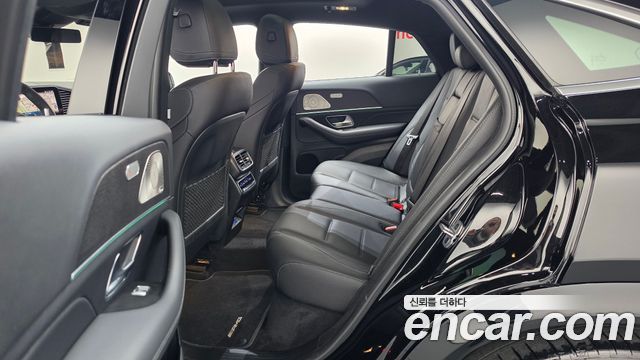 Mercedes-Benz GLE-Class 2023 — photo 17