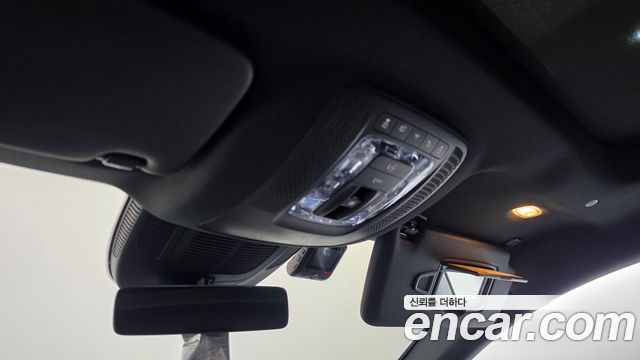Mercedes-Benz GLE-Class 2023 — photo 25