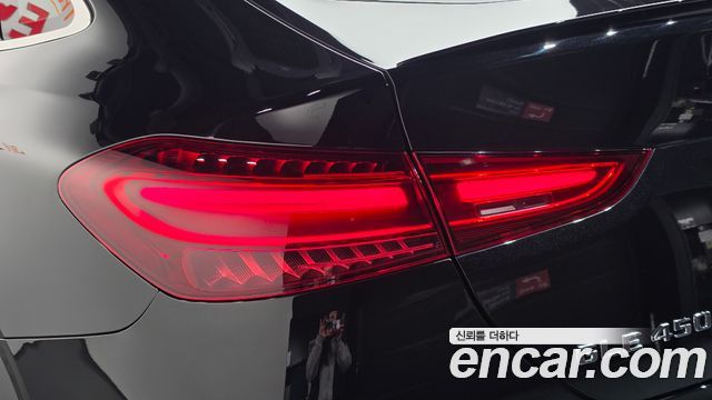 Mercedes-Benz GLE-Class 2023 — photo 9