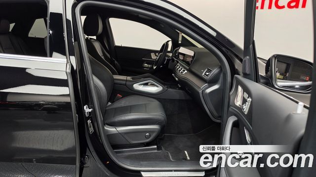 Mercedes-Benz GLE-Class 2023 — photo 16