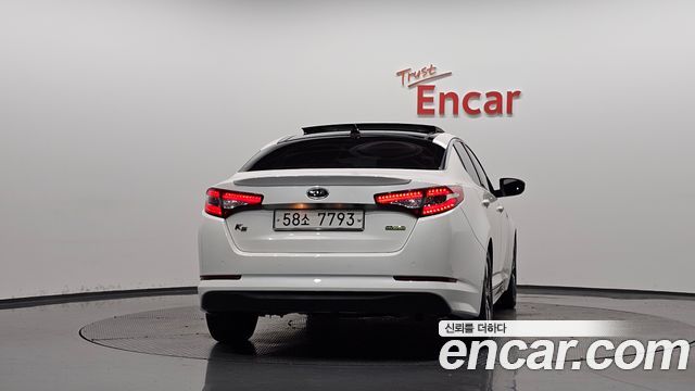 Kia K5 2012 — photo 4