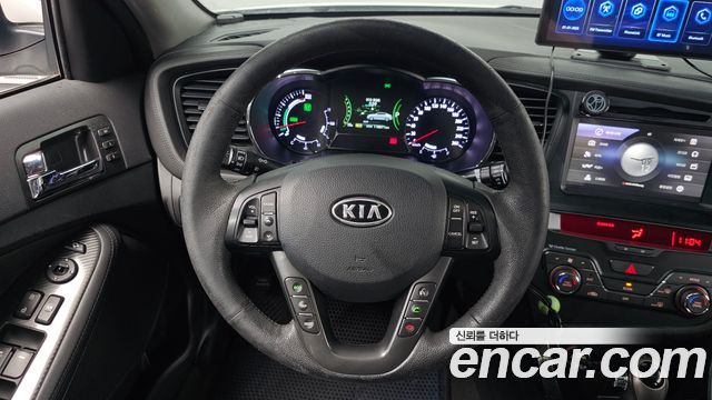 Kia K5 2012 — photo 19