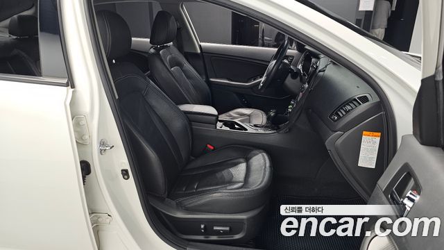 Kia K5 2012 — photo 16