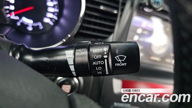 Kia K5 2012 — photo 28