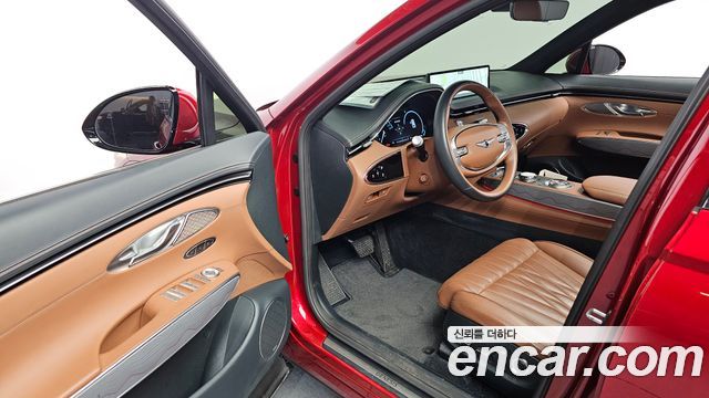 Genesis GV70 2023 — photo 17