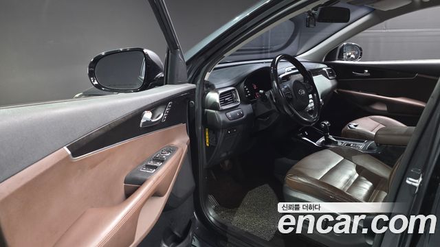 Kia Sorento 2016 — photo 13