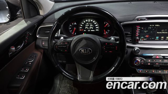 Kia Sorento 2016 — photo 19