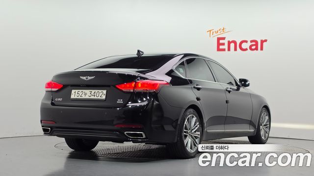 Genesis G80 2017 — photo 2
