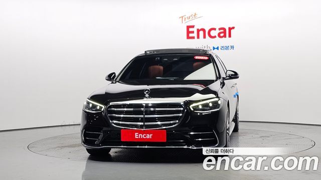 Mercedes-Benz S-Class 2023 — photo 3