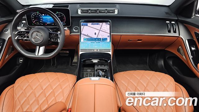 Mercedes-Benz S-Class 2023 — photo 10