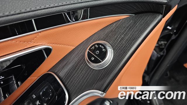 Mercedes-Benz S-Class 2023 — photo 26