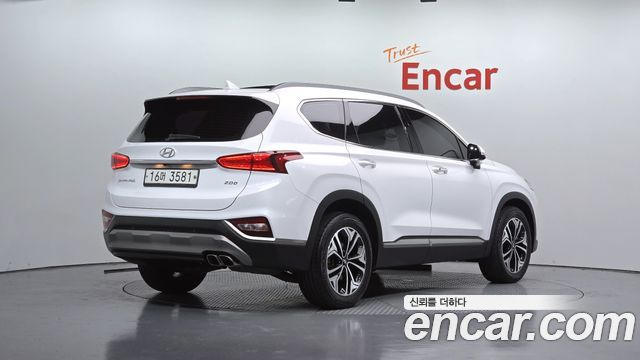 Hyundai Santafe 2019 — photo 2