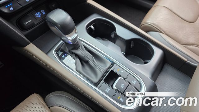 Hyundai Santafe 2019 — photo 12