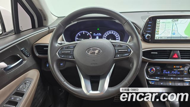 Hyundai Santafe 2019 — photo 19