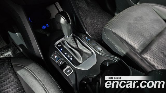 Hyundai Santafe 2016 — photo 9