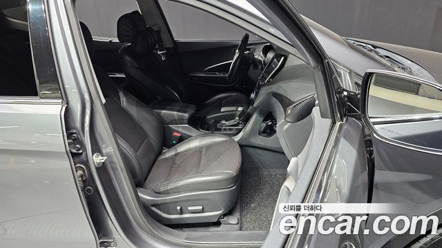 Hyundai Santafe 2016 — photo 10
