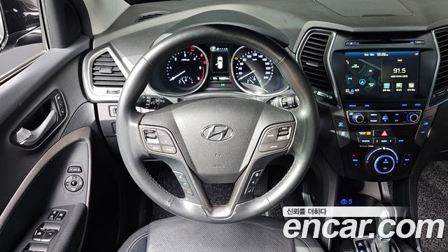 Hyundai Santafe 2016 — photo 12