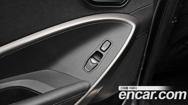 Hyundai Santafe 2016 — photo 19