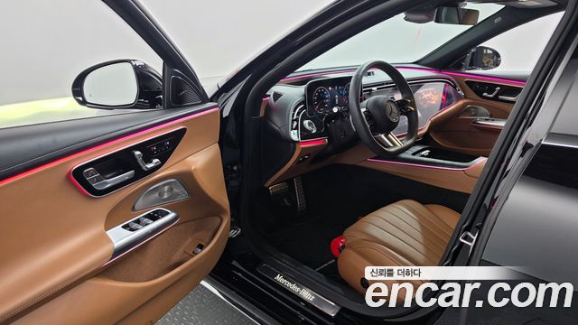 Mercedes-Benz E-Class 2025 — photo 13