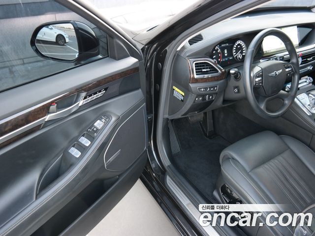 Genesis G90 2019 — photo 10