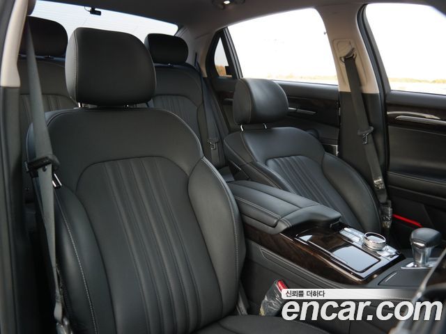 Genesis G90 2019 — photo 14