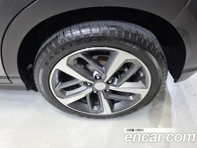 Hyundai Kona 2018 — photo 18