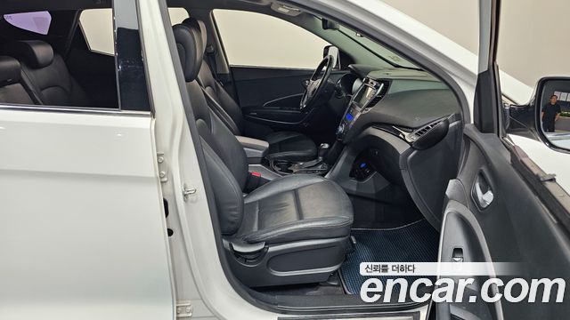 Hyundai Santafe 2014 — photo 11