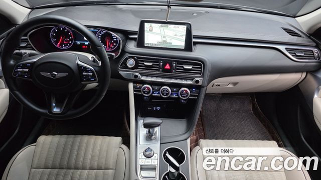 Genesis G70 2018 — photo 10