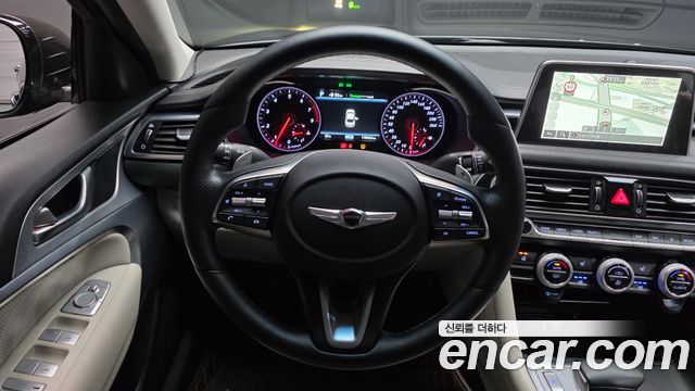 Genesis G70 2018 — photo 19