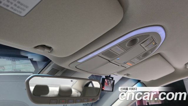 Genesis G70 2018 — photo 23