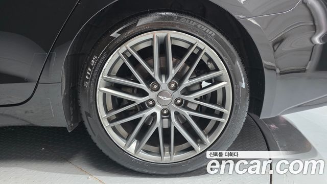 Genesis G70 2018 — photo 7
