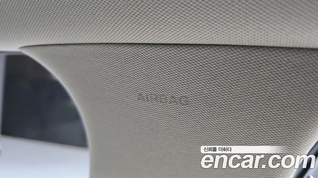 Genesis G70 2018 — photo 28