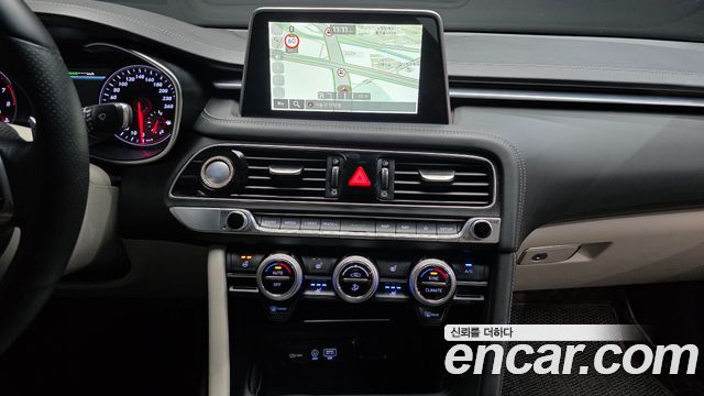 Genesis G70 2018 — photo 29